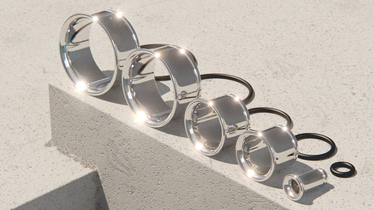 SINGLE FLARE EAR TUNNEL WITH O-RING - Sterling Silver